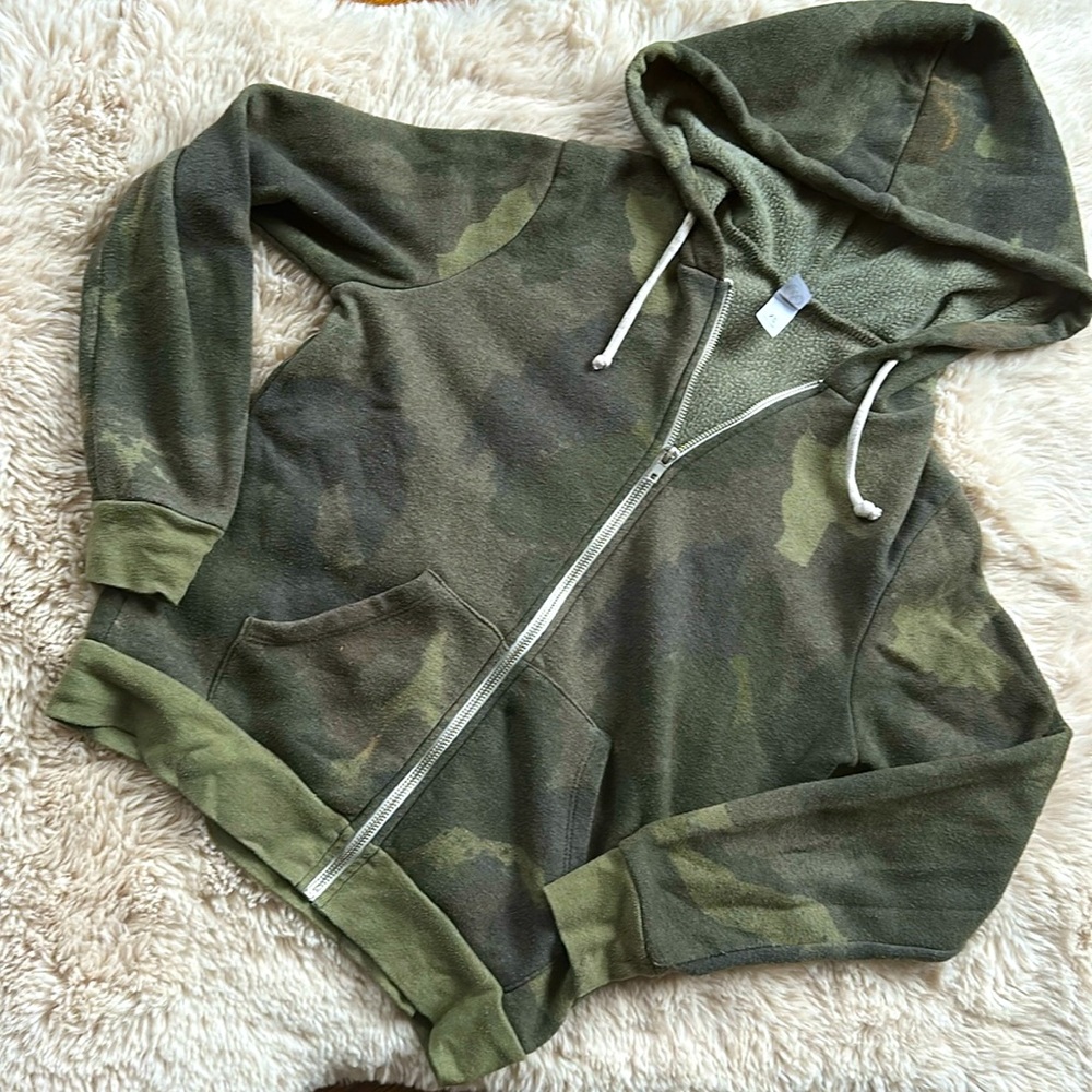 Comfy Alternative army fatigue zip up hoodie